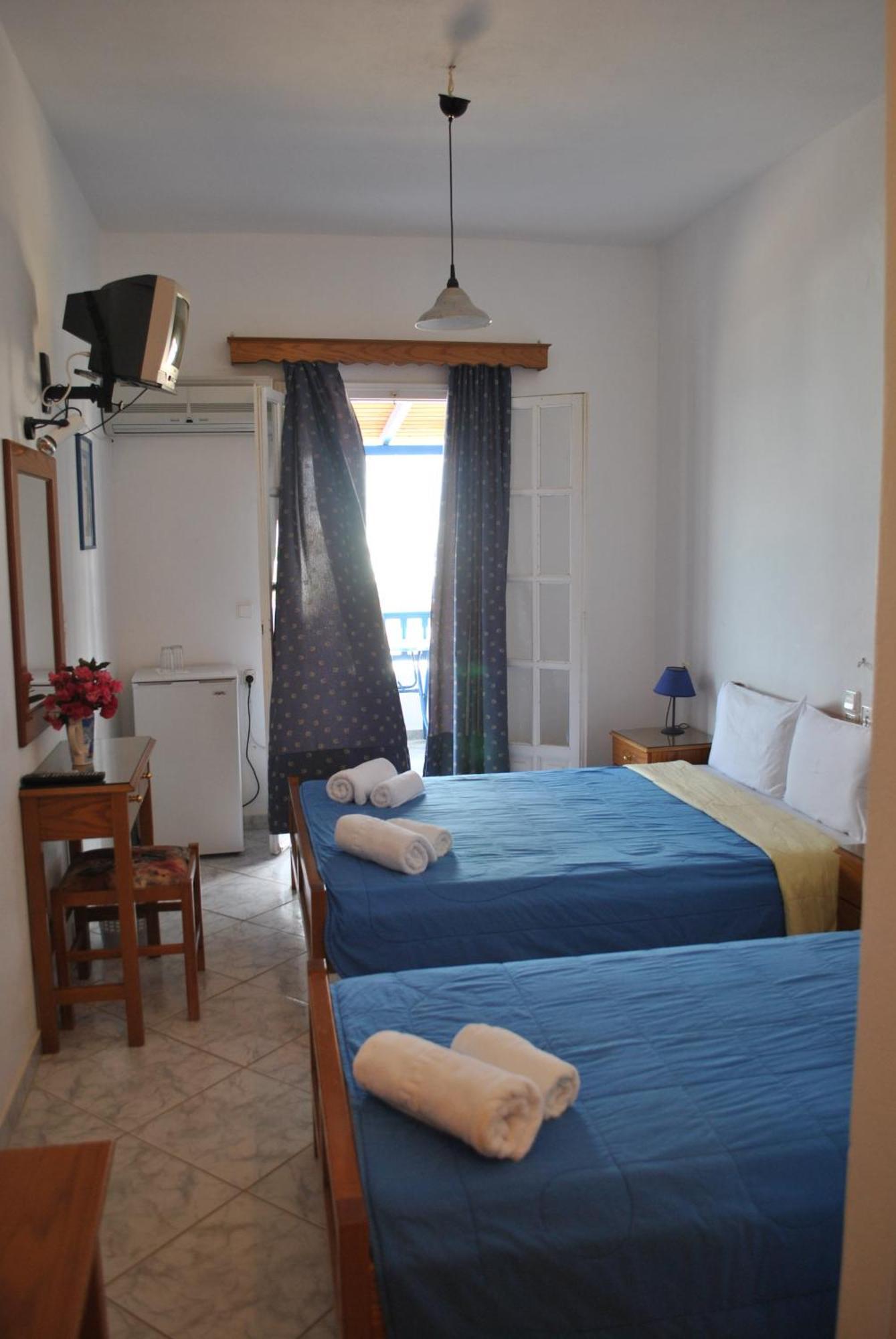 Atlantida Hotel Koufonisia Exterior foto